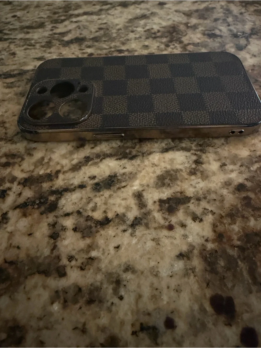 Patterned Leatherette Checkered Phone Case - Black & Brown